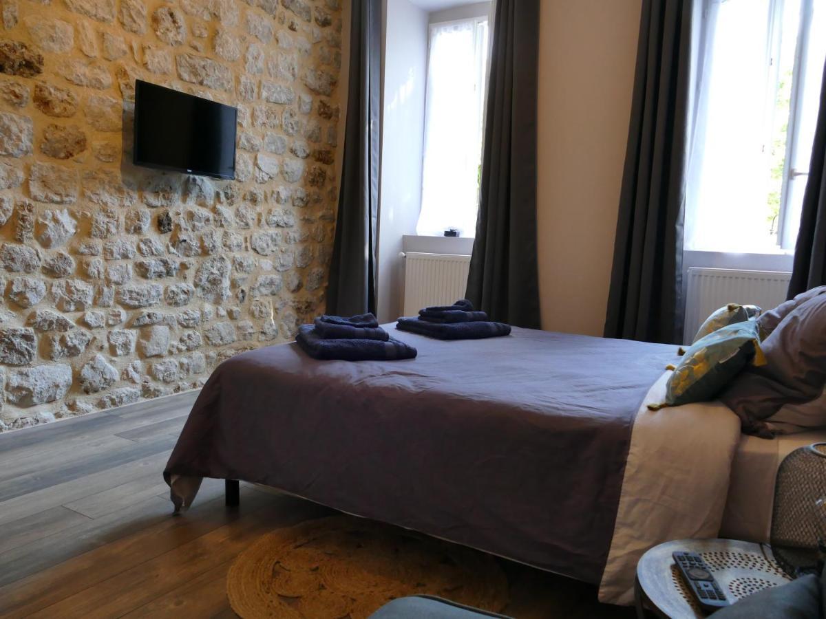 Chambres D'Hotes "Au Pied De La Bealiere" Montpezat-sous-Bauzon Exterior foto